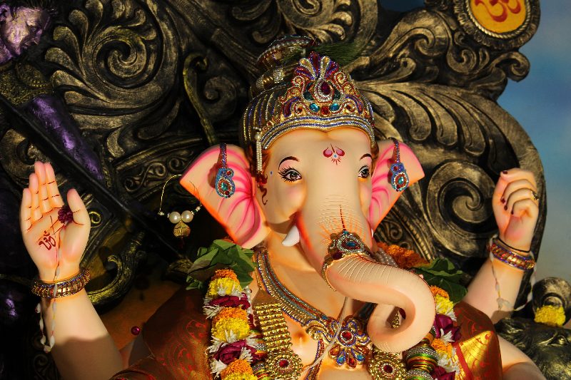 Ganapati bappa is drinking milk